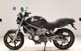 HONDA VTR 250 MC33