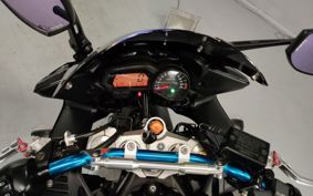 YAMAHA FZ-1 FEATHER RN17