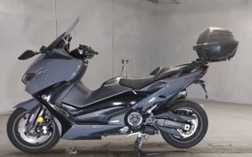 YAMAHA T-MAX 560 SJ19J