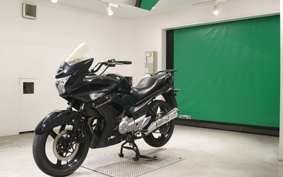 SUZUKI GSR250F 2026