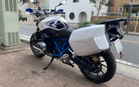 BMW R1200R 2018 0A04
