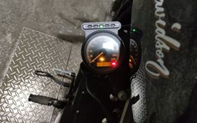 HARLEY XL883N 2011 LE2