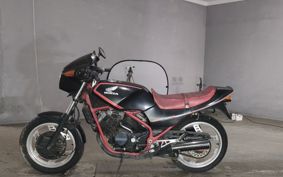 HONDA VT250F MC08
