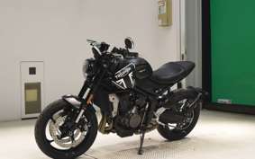 TRIUMPH TRIDENT 660 2021