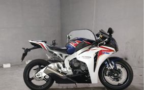 HONDA CBR1000RR 0104