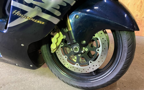 SUZUKI GSX1300R HAYABUSA 2002 GW71A