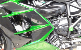 KAWASAKI NINJA H2 SX SE 2018 ZXT02A