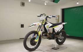 HUSQVARNA TE300I 2023