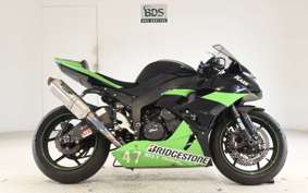 KAWASAKI NINJA ZX-6R