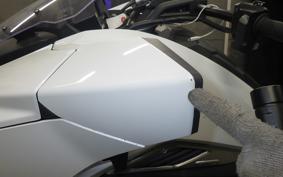 HONDA NM4 VULTUS -01 2018 RC82