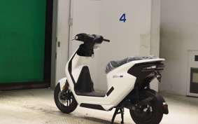 HONDA EM1 e: EF16