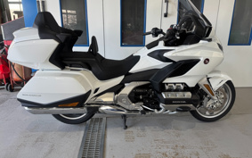 HONDA GL 1800 GOLD WING TOUR DCT 2023 SC79