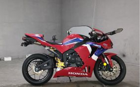 HONDA CBR600RR PC40