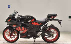SUZUKI GSX-R125 DL33B