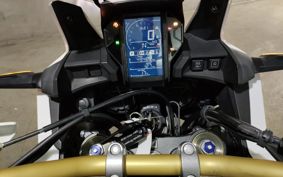 HONDA CRF1000L AFRICA TWIN SD04