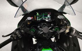 KAWASAKI  NINJA H2 SX 2022 ZXT02P