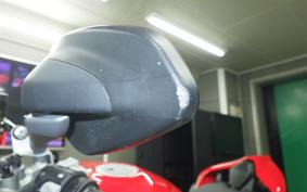 DUCATI STREETFIGHTER V2 2023