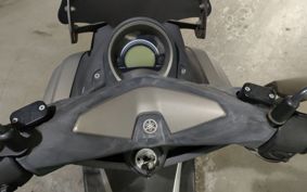 YAMAHA N-MAX 125 SE86J