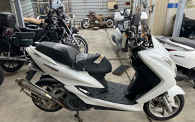 YAMAHA MAJESTYS SG28J