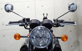 TRIUMPH TRIUMPH BONNEVILLE T100 2021 DAD70G