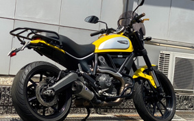 DUCATI  DUCATI  SCRAMBLER  ICON  2015 K102J