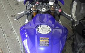 YAMAHA YZF-R1 2015