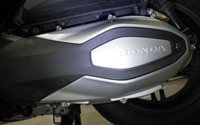 HONDA FORZA 250 MF15