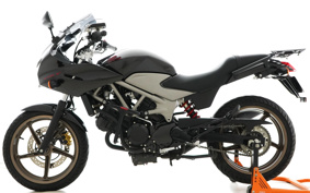 HONDA VTR 250 F MC33