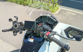 HONDA NM4 VULTUS -02 2014 RC82