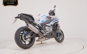 BMW M1000XR 2025