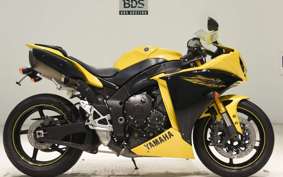YAMAHA YZF-R1