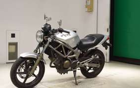 HONDA VTR 250 MC33