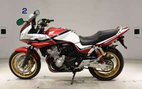 HONDA CB400 SUPER BOLDOR VTEC 2010 NC42