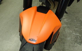 KTM 890 DUKE GP