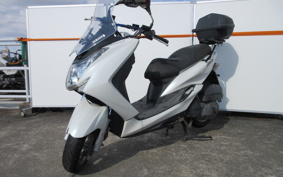 YAMAHA MAJESTYS SG28J