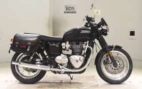 TRIUMPH BONNEVILLE T120 2025