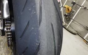 SUZUKI GSX-R1000 2004