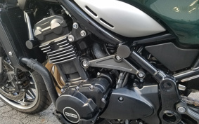 KAWASAKI Z900RS YELLOW  BALL ED 2024 ZR900K