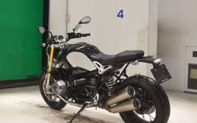 BMW R NINE T 2015