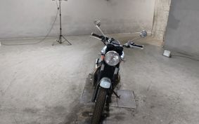 TRIUMPH BONNEVILLE T100 2023 DAD70G