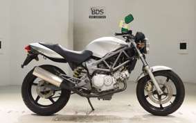HONDA VTR 250 MC33