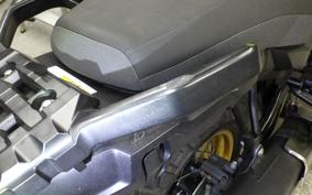 SUZUKI Vｽﾄﾛｰﾑ650XTA 2020 C733A