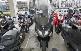 SYM RV200I TRIKE ヤネツキ