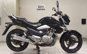 SUZUKI GSR250 2024