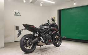 HONDA CBR650R-2 2025 RH17