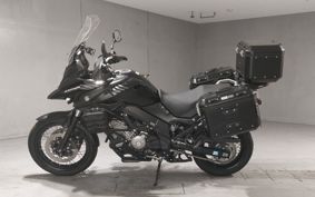 SUZUKI DL650 ( V-Strom 650 ) 2018 C733A