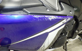 YAMAHA YZF-R1 2013