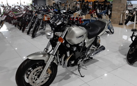 YAMAHA XJR1200 1995 4KG