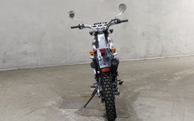 YAMAHA SEROW 225W DG08J