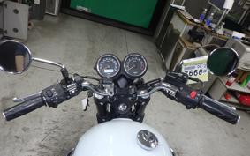 TRIUMPH BONNEVILLE T100 2010